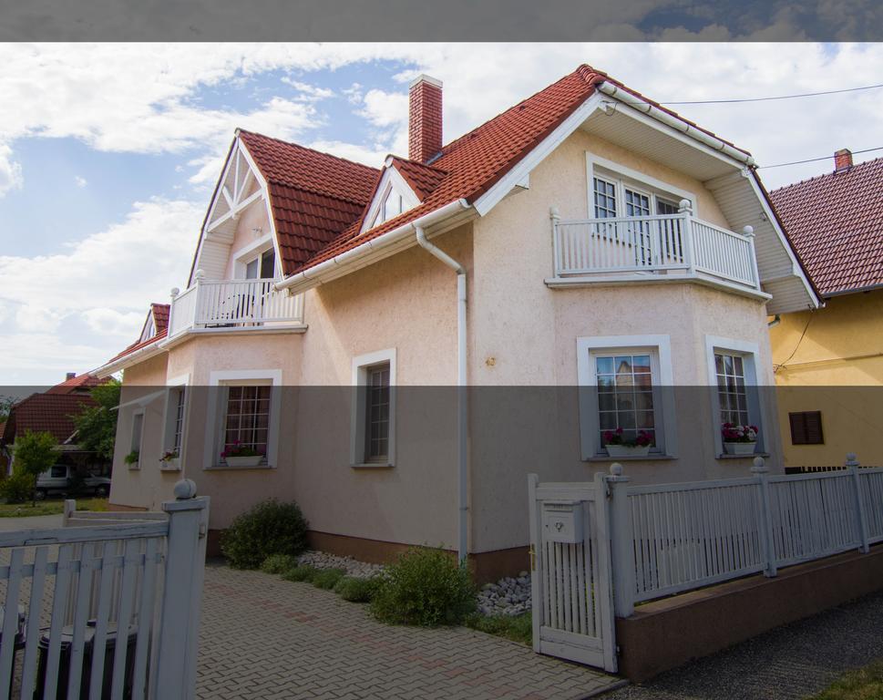 White Apartment Keszthely Eksteriør bilde